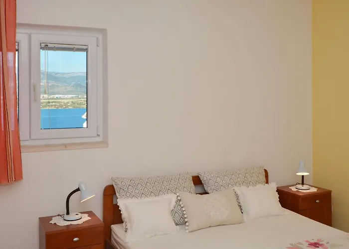 Pitesa Apartment *