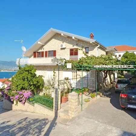 Апартаменты Pitesa