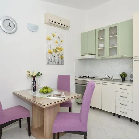 Pitesa Apartment Trogir