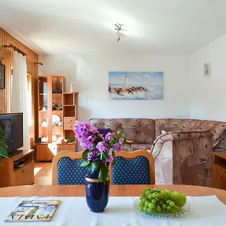 Pitesa * 트로기르